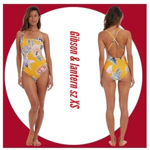 Gibson & Latimer Woman's Swimsuit  one piece tropical print swimsuit